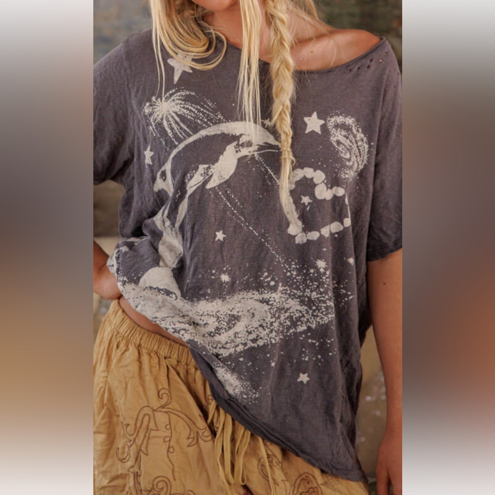 Magnolia Pearl sky dolphin Blouse tee - Picture 3 of 4